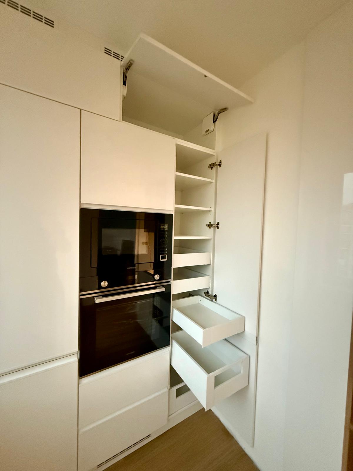 b016fc4b-8069-4f8c-9a3e-6c11dc63abd3