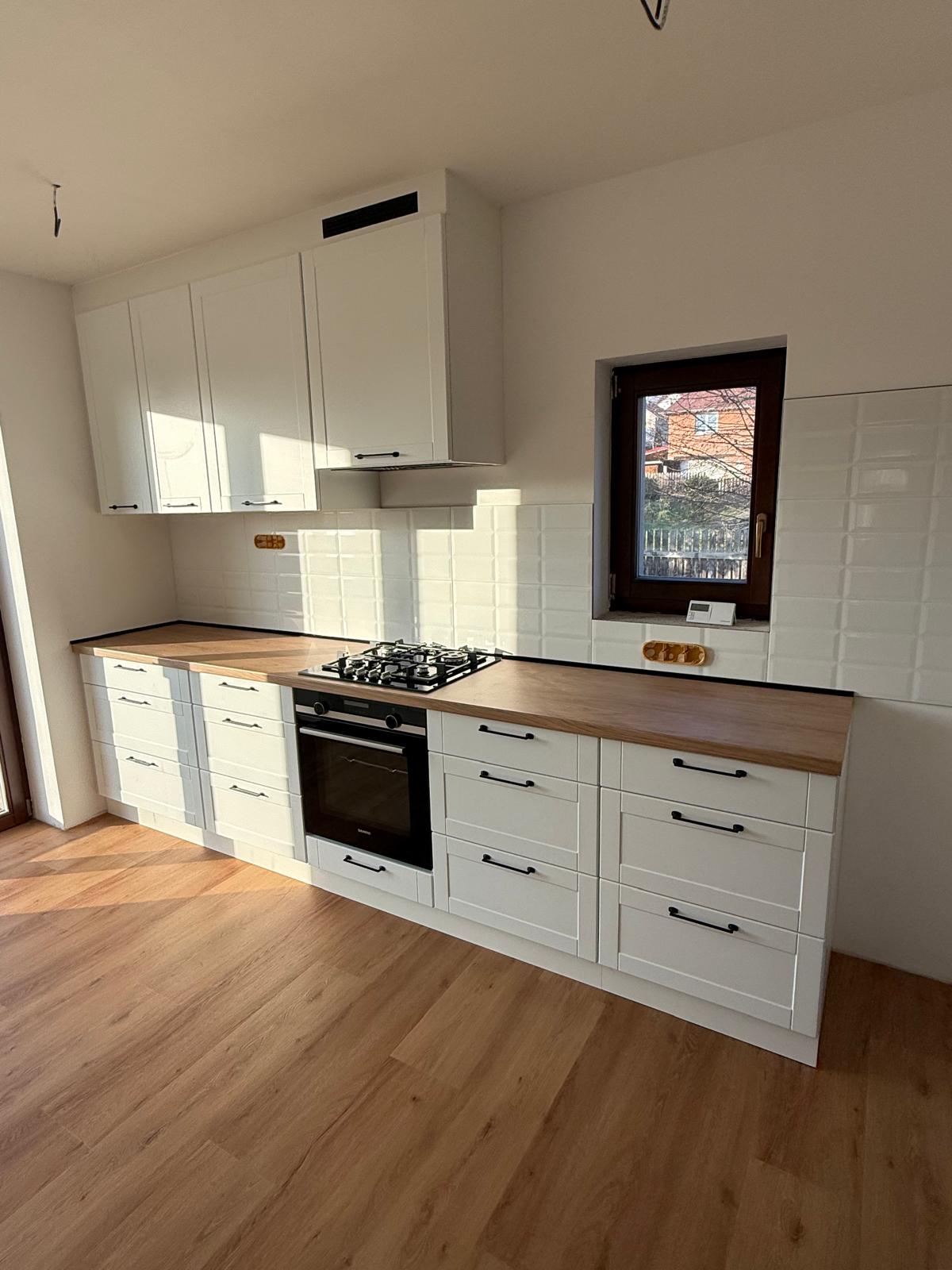 WhatsApp Image 2025-12-04 at 10.18.10 (7)